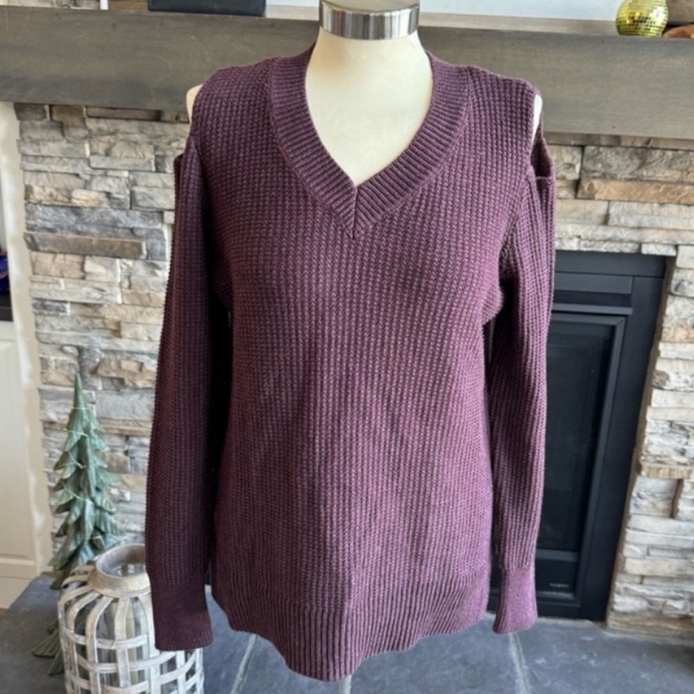 Lucy & Laurel Purple Off-the-Shoulder Sweater with Ribbed Knit